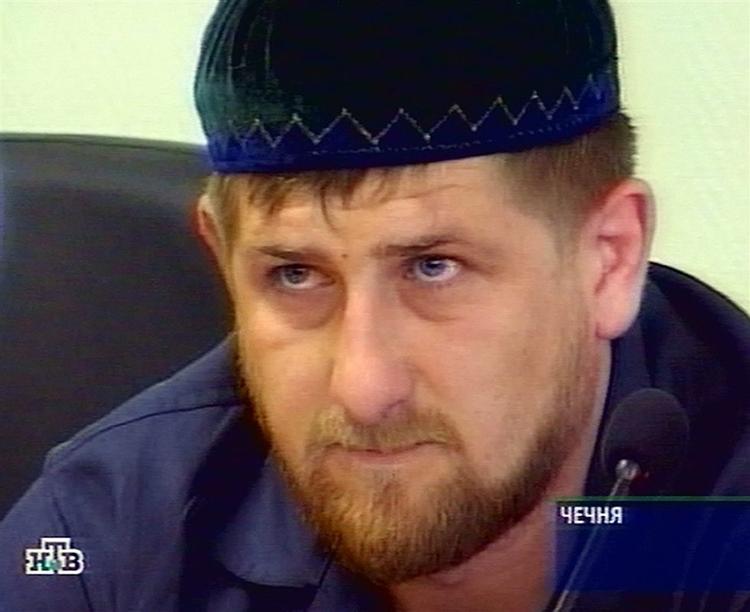 Ramsan Kadyrov er blevet udnævnt til præsident i Tjetjenien af Ruslands præsident Putin. 