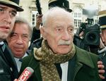 Papon blev idømt 10 års fængsel i 1998 for at have hjulpet med at organisere deportationerne af over 1.500 franske jøder under krigen. 