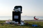Overfyldte skraldespande i Jylland truer med at krydse Lillebælt, hvis ikke konflikten løses i dag. 