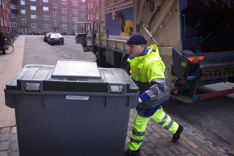 Skraldemændene har de seneste 10 år fået dårligere arbejdsvilkår. 
