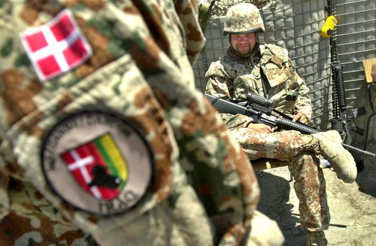 Det irakiske militærs niveau er ikke på højde med de danske og britiske styrker, siger forsker. 