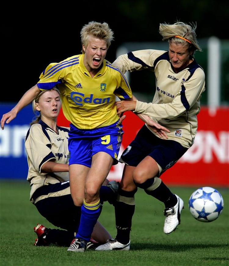 Brøndby - her repræsenteret ved Stine K. Jensen i en UEFA Cup-kamp mod polske AZC Wroclaw - skal nu møde Fortuna fire gange i stedet for tre i løbet af en sæson. 