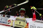 Mario Matt glæder sig over sejren i dag i Garmisch. 