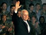 Dick Cheney var i sikkerhed, da en eksplosion rystede den amerikanske militærbase i Afghanistan. 