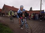 Hincapie blev i 2005 nummer to i Paris-Roubaix. Det år kom Tom Boonen først over stregen på velodromen i Roubaix. 