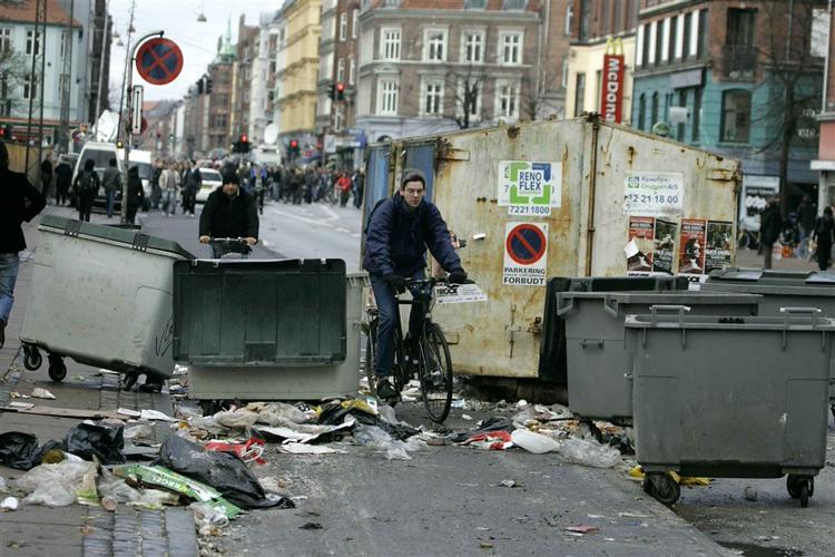 Butikkerne på Nørrebro ruster sig til mere ballade. 