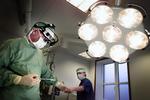 Medicinstuderende fra Århus sendes til Aalborg for at blive undervist. 
