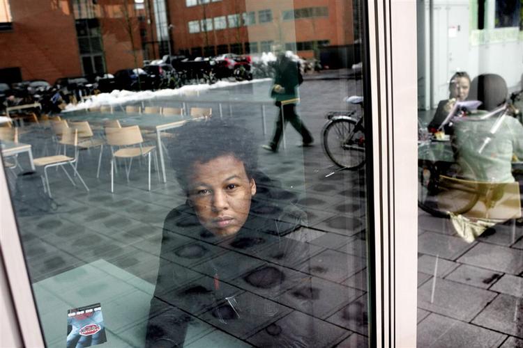 Andengenerationsindvandrer og universitetsstuderende Said Ali er nødt til at bruge mere tid på studierne end de andre studerende. 