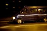 Nørrebro er massivt dækket af politi, der kropsvisiterer udvalgte unge. 