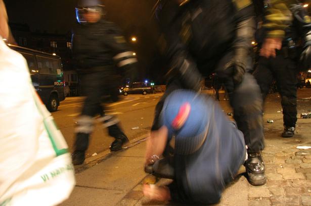 riots2 128