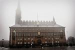 Der er forøget beredskab ved Københavns Rådhus efter urolighederne efter rydningen af Ungdomshuset i går. 