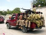 Somaliske regeringssoldater på patrulje i Mogadishu 