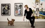 Christina Wilson bor med hele sit menageri af en familie på Islands Brygge, hvor hun nu fejrer sit galleris fem års fødselsdag med en jubilæumsudstilling. Og en fødsel. Foto: Thomas Borberg