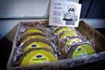 Der var selvfølgelig citronhalvmåner fra kriminaloverbendt Betjendtsen, da At Tænke Sig fyldte 75 år. 
