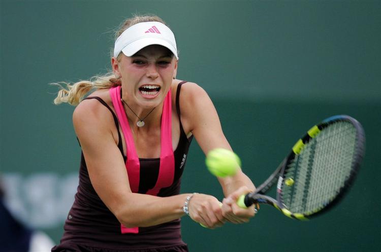 Caroline Wozniacki kæmpede forgæves mod sit store idol ved turneringen Indian Wells. 