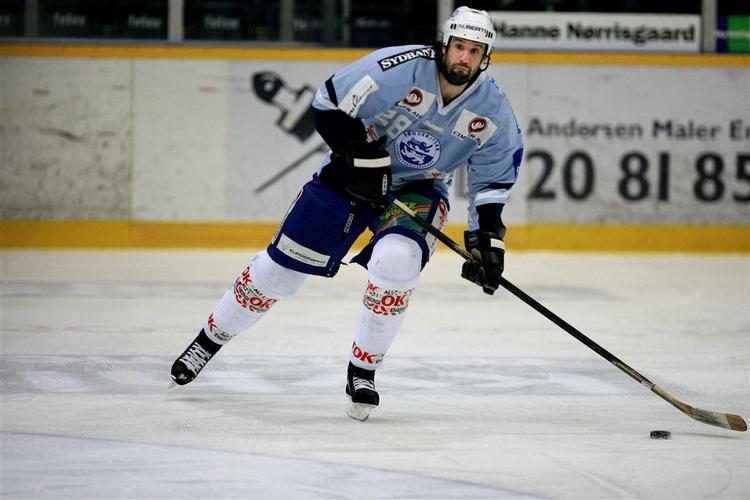 Sønderjyskes Todd Reirden, der afgjorde den anden semifinalekamp mod AaB med sit mål i overtiden. 