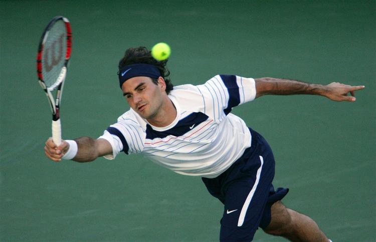 Roger Federer måtte se sig slået af argentinske Canas. 