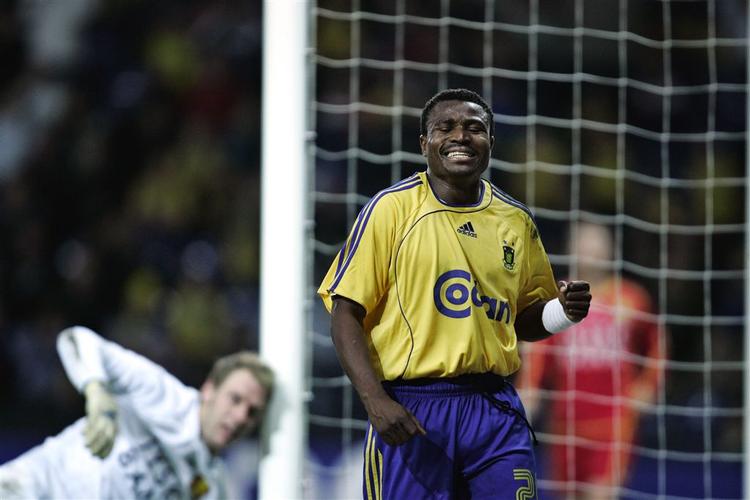 Brøndbys nye zambianer, Chris Katongo, er en af de udlændinge, der kan løfte Superligaen. I går scorede han to gange i sin første Superligakamp, da Brøndby vandt 2-0 over FC Nordsjælland. 