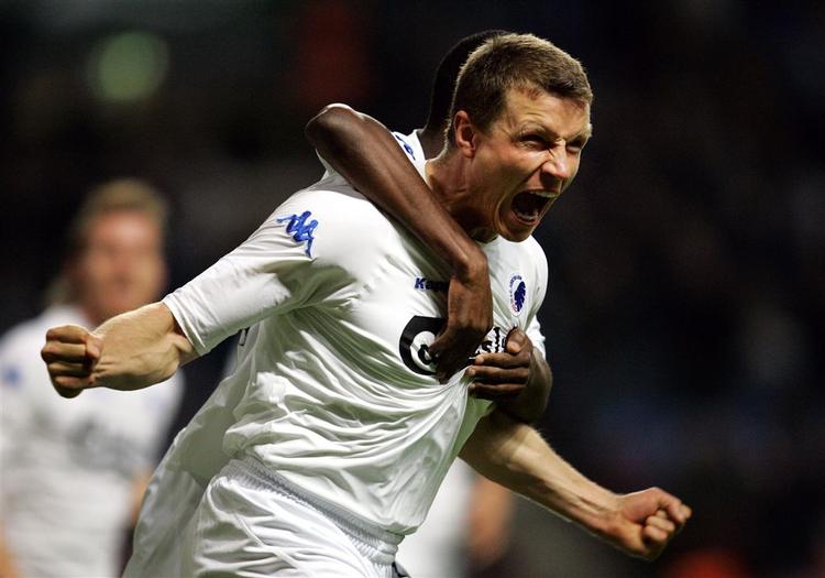 Med en månedsløn på 425.000 kroner er Michael Gravgaard den bedst lønnede spiller i Superligaen. 