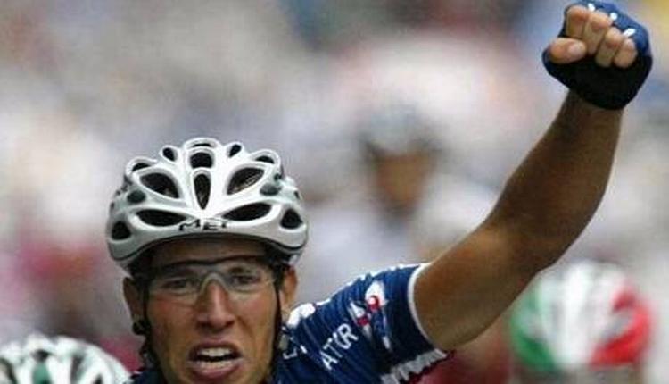 Den 30-årige franskmand Jean-Patrick Nazon (Ag2r)  slog til på den 186 km lange 1. etape i Paris-Nice fra Cloyes sur le Loir til Buzancais. Jean-Patrick Nazon. 