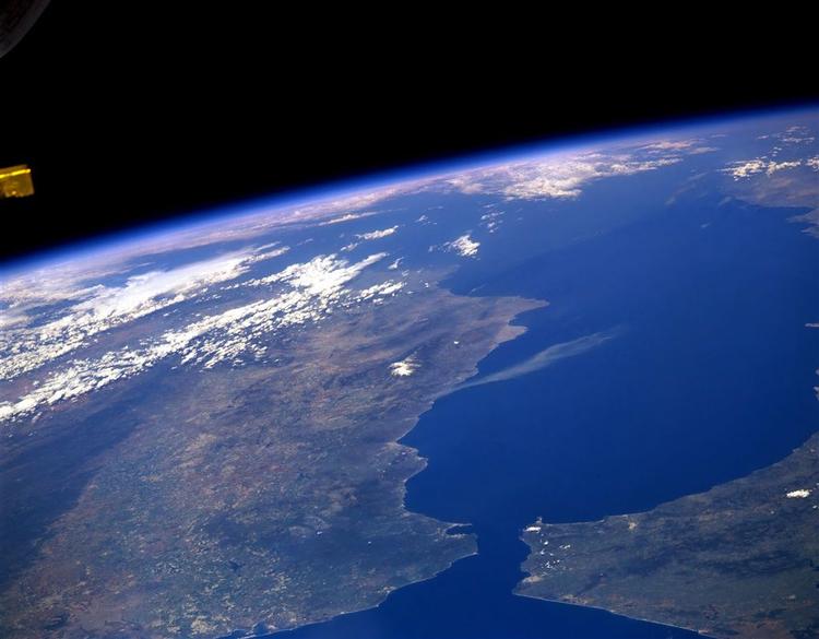 Spanien og Marokko - og dermed Europa og Afrika - bliver ifølge planerne forbundet af en tunnel. 