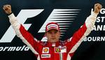 Kimi Raikkonen jubler efter sejren i Melbourne. 