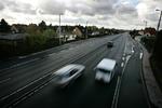 Antallet af ulykker i trafikken skal sænkes ved hjælp af op mod 100 nye forslag. 