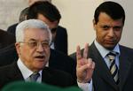 Selvstyrets præsident Mahmod Abbas (tv) med sin toprådgiver Mohammad Dahlan, som Hamas vil af med 