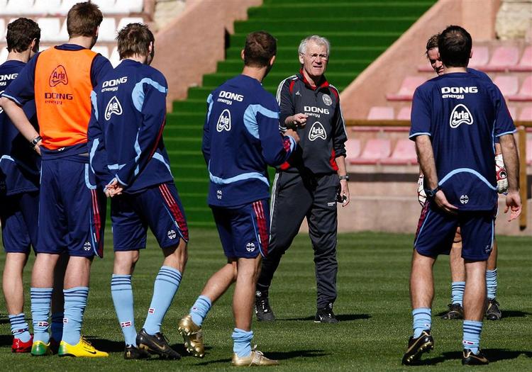 Morten Olsen og landsholdet forbereder sig i øjeblikket i Marbella til kampen mod Spanien på lørdag. 