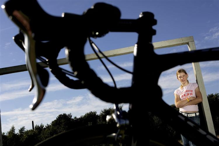 Den regerende juniorverdensmester Mie Bekker Lacota debuterer som senior på det danske banelandshold. 