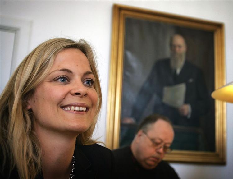 Lotte Bundsgaard kan ikke forstå balladen om hendes antologi-bidrag. 
