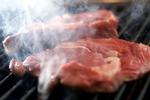 Gravide, der spiser kød med væstfremmere, føder drenge med betydeligt ringere sædtal. 