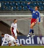 Liechtensteins Mario Frick fejrer sin scoring til 1-0 mod Letland. 