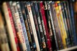 Selv om dvd'en er lånt, må den »normalt« godt fremvises i klasselokalet, siger Kulturministeriet. Nordisk Film og Undervisningsministeriet har i en årrække sagt det modsatte, skriver filmmagasin. 