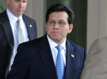 Justitsminister Alberto Gonzales skal nok overleve anklagerne om, at have deltaget i fyringerne af otte statsanklagere. 