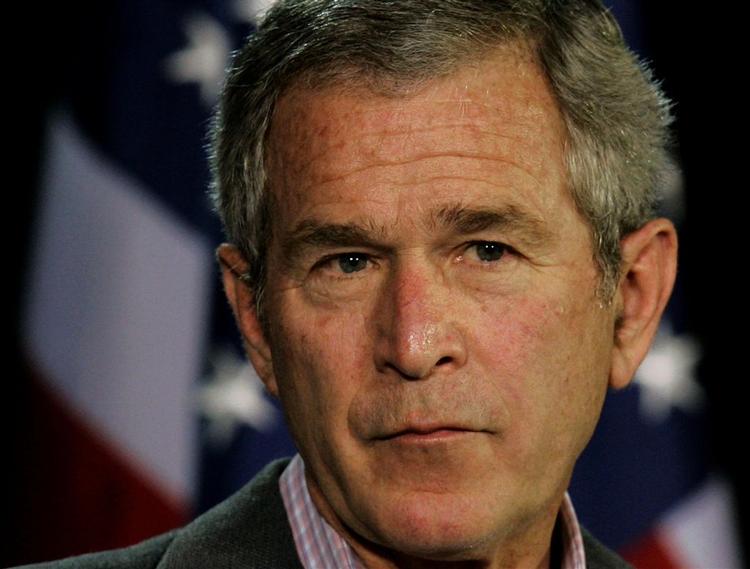 USA's præsident Bush siger, at de tilbageholdte britiske søfolk er uskyldige. 