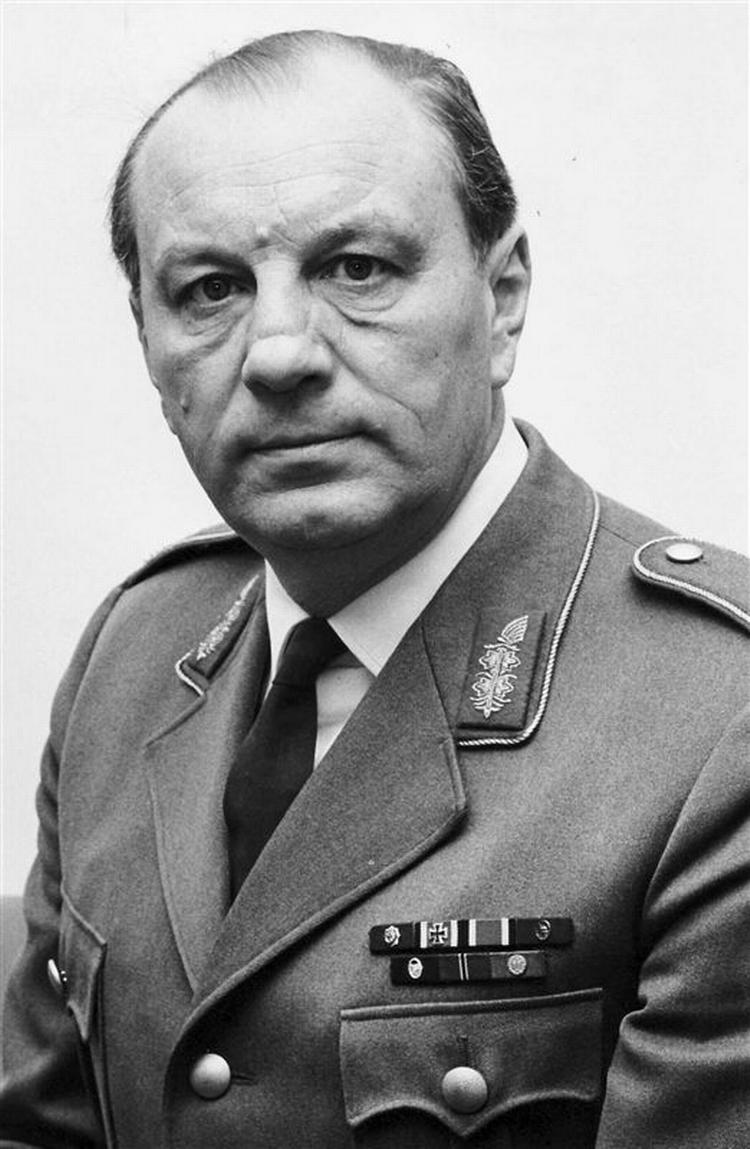 Loringhoven blev 93 år. 