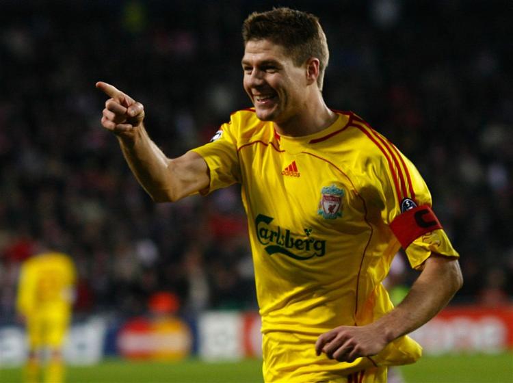 Steven Gerrard bragte Liverpool foran. 