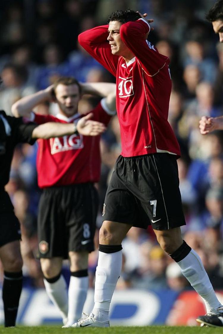 Ærgelsen var stor hos Manchester United, da de tabte 1-2 i Portsmouth. 