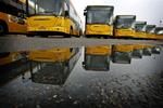 Utilfredse chauffører lader busserne holder stille flere steder i morgen. 