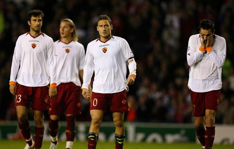 Nu er det ikke længere Ole Bjur, Kim Daugaard, Ebbe Sand og Per Nielsen, men Francesco Totti og hans Roma-medspillere, der har lidt det største nederlag i Champions League mod Manchester United. 