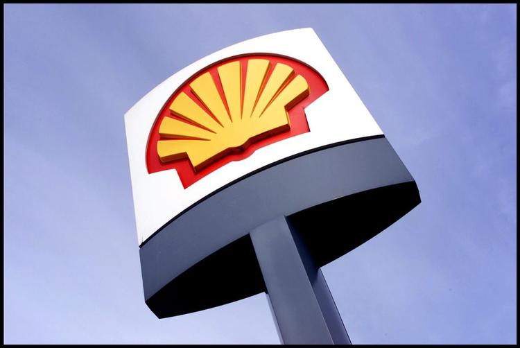 Shell havde slet ikke så meget olie på lager, som de påstod. Det koster selskabet to en halv milliard kroner. 