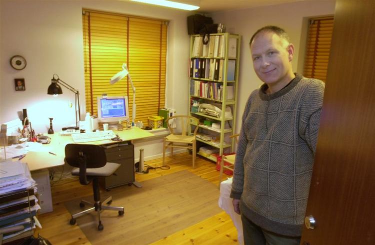 Praktiserende læger vil ikke finde sig i at blive hængt ud, som Venstre foreslår i sundhedsudspil. 