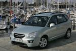 Kia Carens giver god plads til familien - og nu også tryghed i form af en fem års garanti. Foto: Kia 