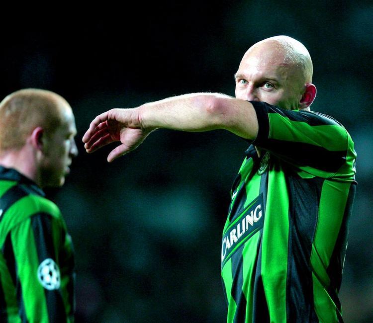 Thomas Gravesen vil stadig være i Celtic-trøjen, når den nye sæson går i gang, siger danskerens agent. 