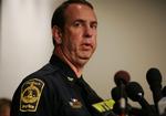 Virginia Techs politichef Wendell Flinchum afslørede navnet på den sydkoreanske studerende på et pressemøde. 