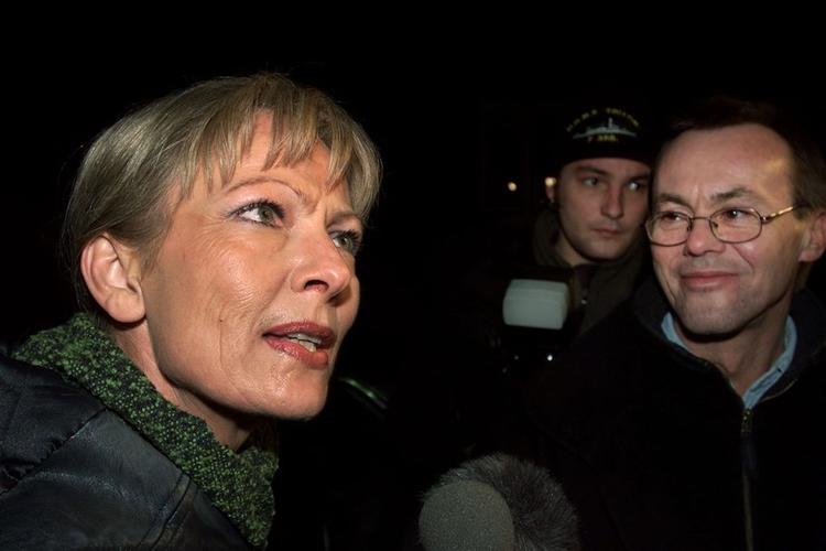 Helene Lund fra Furesø Kommune vil have undersøgt, om Folketingspolitikerne vil hjælpe Farumborgerne efter dommen over Brixtofte. 