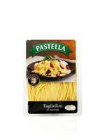 Det er let at overkoge denne pasta, der kun kræver et minuts kogende vand for at være klar. 
