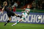 Svenske Rosenberg (hvid) scorer til 2-1 efter fornem aflevering fra Daniel Jensen. 