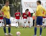 Vejles Ulrik Balling tiljubles efter at have scoret i kampen mod Brøndby. 